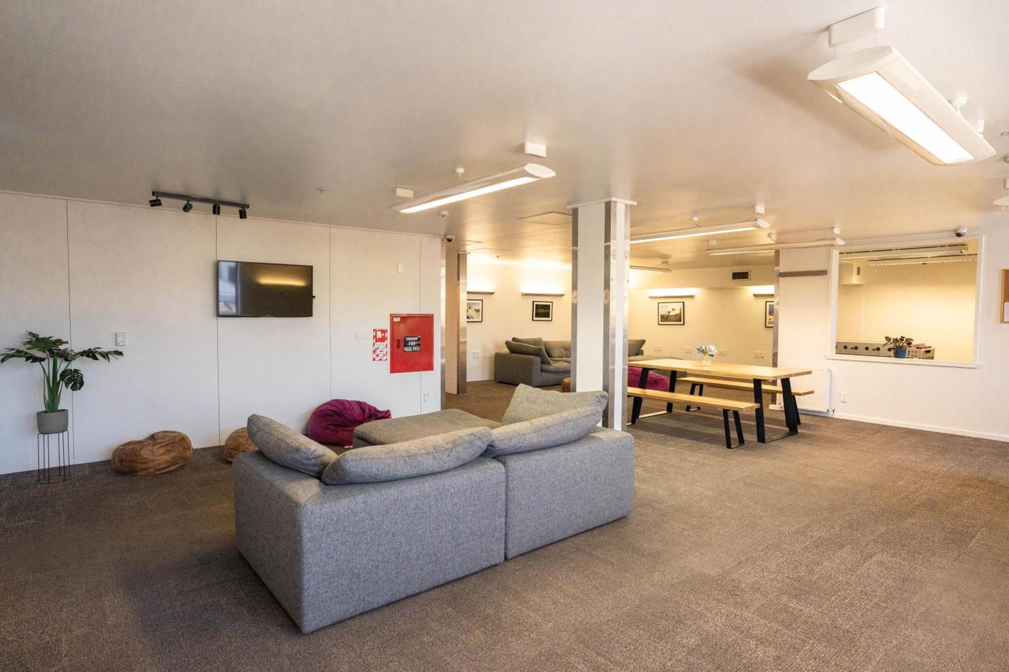 The Brownston Hostel Wanaka Buitenkant foto