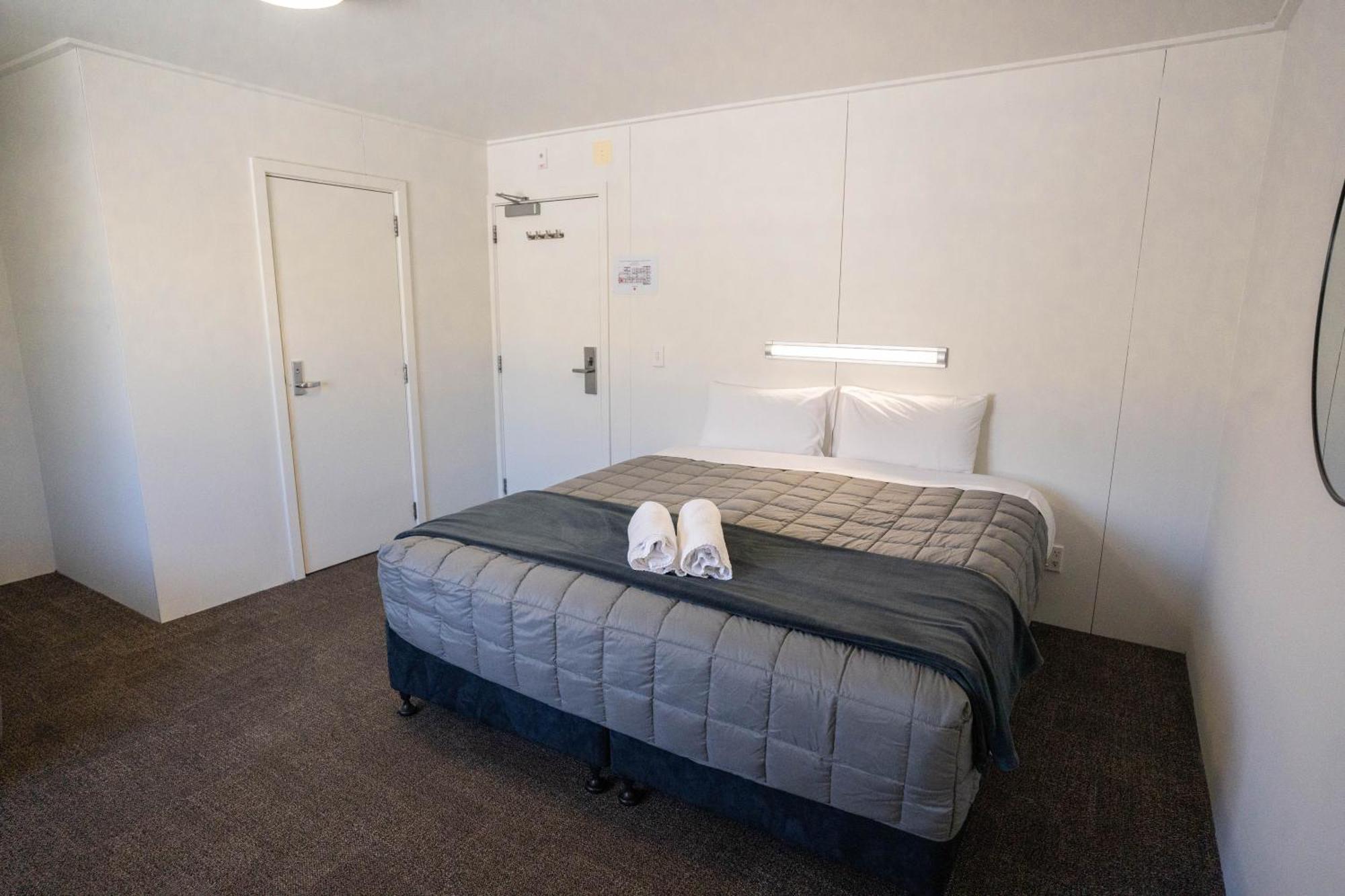 The Brownston Hostel Wanaka Buitenkant foto