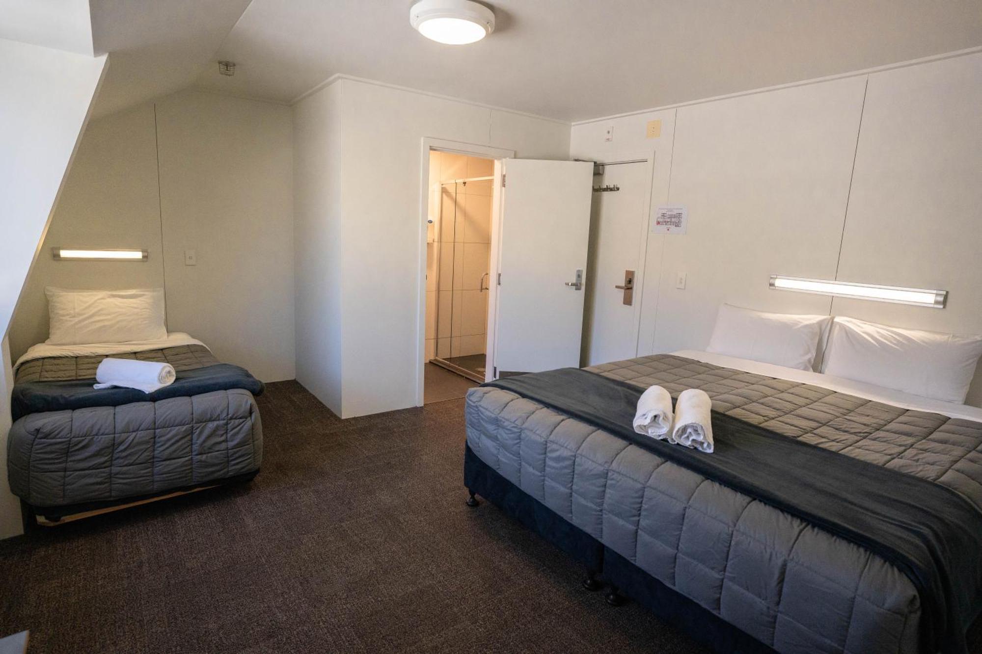 The Brownston Hostel Wanaka Buitenkant foto